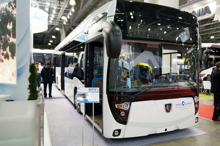  Электробус КАМАЗ признан лучшим среди российских автобусов - фото 2